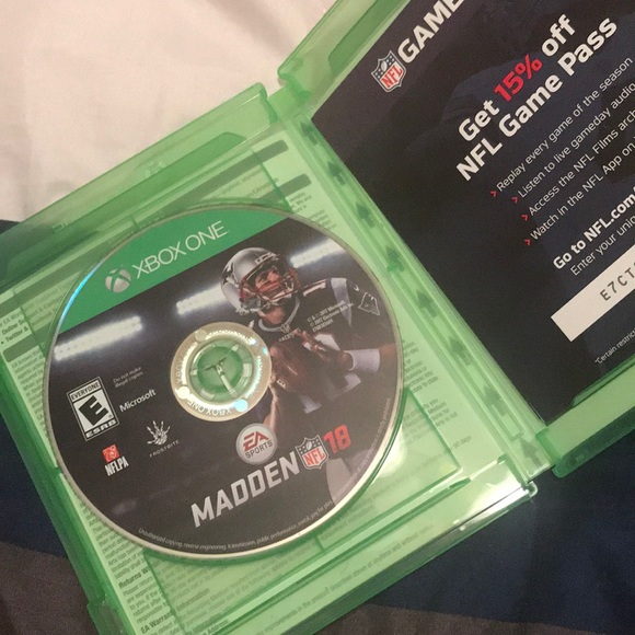 Madden 18 - Picture 2 of 2